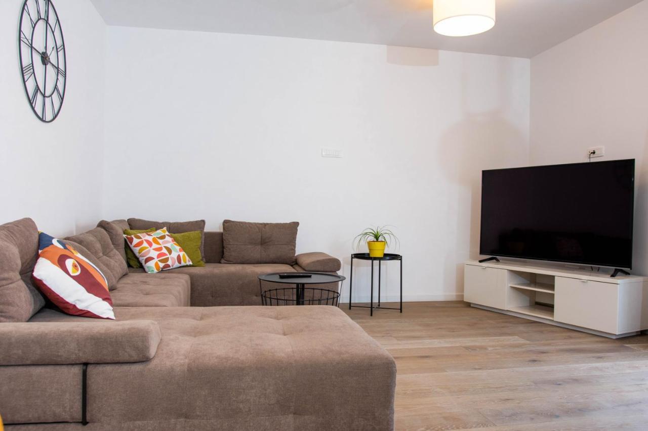 Apartment Ana Kaštela Eksteriør bilde