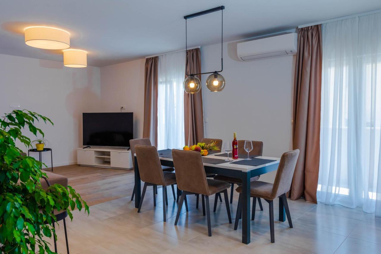 Apartment Ana Kaštela Eksteriør bilde